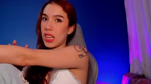 Snapshot of berryxberry chatting on June 2026 01:32:01 AM berryxbaby online show from June 2026 01:32:01 AM