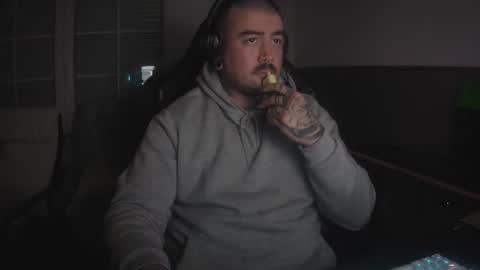 berto3389 online show from February 2026 12:31:02 AM