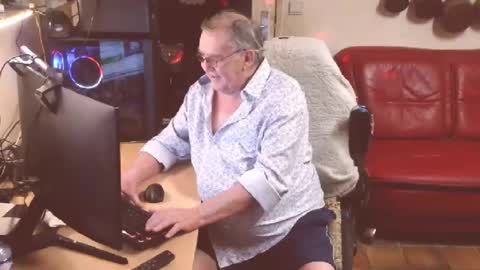 Snapshot of best127 chatting on March 2025 06:56:02 PM jean online show from March 2025 06:56:02 PM