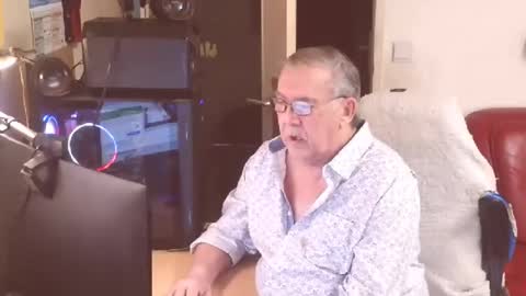 Snapshot of best127 chatting on March 2025 01:35:02 PM jean online show from March 2025 01:35:02 PM