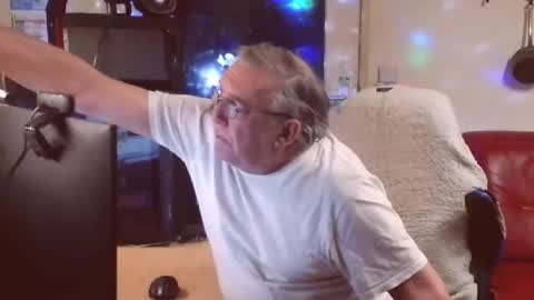 Snapshot of best127 chatting on March 2025 10:21:01 PM jean online show from March 2025 10:21:01 PM