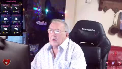 Snapshot of best127 chatting on October 2025 06:25:02 PM jean online show from October 2025 06:25:02 PM