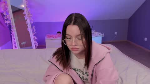 Danny and Kira online show from February 2025 11:42:02 PM