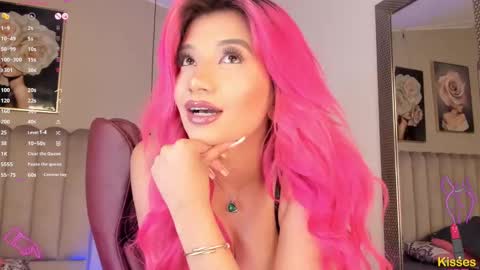 Snapshot of bestfamily chatting on February 2025 02:57:02 AM Marilee online show from February 2025 02:57:02 AM