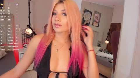 Snapshot of bestfamily chatting on October 2025 02:01:02 AM Marilee online show from October 2025 02:01:02 AM