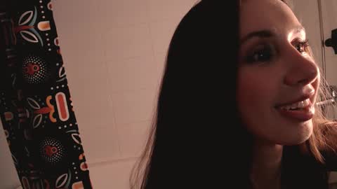 Zo online show from February 2025 05:19:02 PM