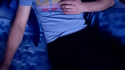 betelik7 online show from November 2025 03:25:01 PM