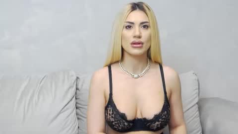 bethierusse online show from February 2025 11:37:02 PM