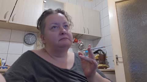 bethnorth online show from September 2025 02:04:02 AM