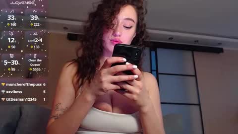 Elizabeth online show from March 2025 12:19:02 PM