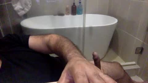 Virtual Gentleman online show from November 2025 11:35:01 AM