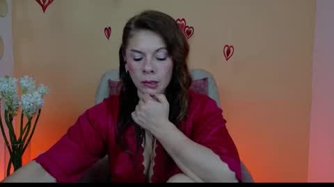 LINDA online show from November 2025 07:45:01 PM