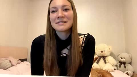 Mia online show from January 2026 07:19:02 PM