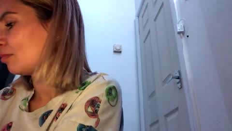 betty199175798 online show from October 2025 10:10:01 PM