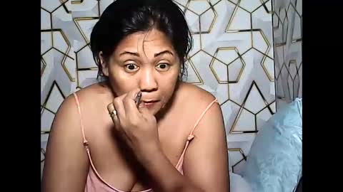 betty_83 online show from April 2026 12:00:01 AM