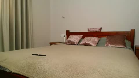 betty_sw online show from February 2025 12:21:02 PM