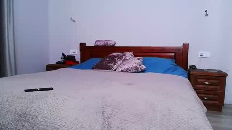 betty_sw online show from September 2025 11:12:02 AM