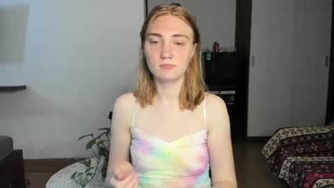Snapshot of betty_witchy chatting on June 2026 03:53:02 AM Dory make me happier online show from June 2026 03:53:02 AM