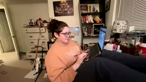 Betty Cake online show from December 2024 10:13:02 AM