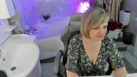 Betty online show from May 2026 01:22:02 AM