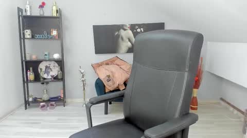 bettyjamess online show from January 2026 06:30:02 AM