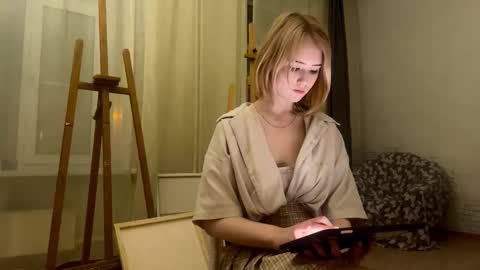 Snapshot of bettymorante chatting on February 2026 01:18:02 PM Hinata online show from February 2026 01:18:02 PM