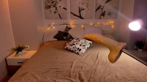 Snapshot of bettyrouse chatting on February 2025 12:08:01 AM Betty online show from February 2025 12:08:01 AM