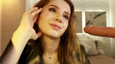 Snapshot of bettyrouse chatting on March 2025 12:04:02 AM Betty online show from March 2025 12:04:02 AM