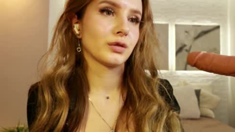 Snapshot of bettyrouse chatting on March 2025 12:33:02 AM Betty online show from March 2025 12:33:02 AM