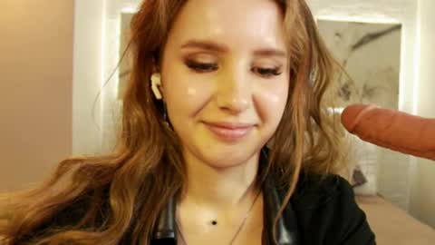 Snapshot of bettyrouse chatting on March 2025 11:56:02 PM Betty online show from March 2025 11:56:02 PM