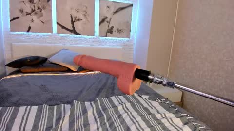 Snapshot of bettyrouse chatting on November 2025 08:22:02 PM Betty online show from November 2025 08:22:02 PM