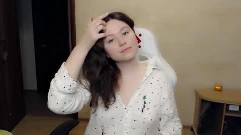 Betty online show from November 2025 08:19:02 PM