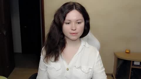 Betty online show from November 2025 10:07:02 PM