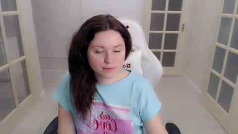 Betty online show from December 2025 03:18:02 PM