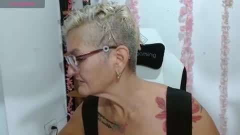 Snapshot of bety_cum3 chatting on July 2026 12:00:02 PM bibiana online show from July 2026 12:00:02 PM