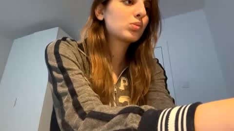 Lina online show from May 2026 05:32:02 PM