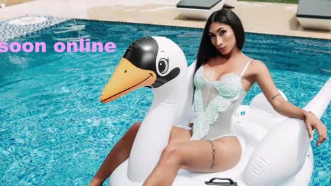 Snapshot of beuty_goddes777 chatting on January 2025 11:17:01 AM Nicolle Aviles online show from January 2025 11:17:01 AM