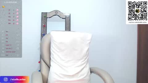 Snapshot of beuty_goddes777 chatting on March 2025 07:16:01 AM Nicolle Aviles online show from March 2025 07:16:01 AM