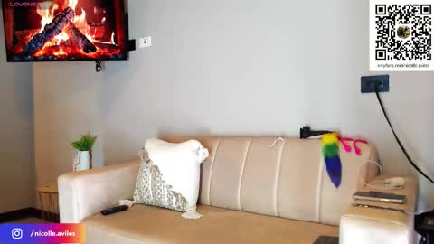 Snapshot of beuty_goddes777 chatting on November 2025 02:27:01 PM Nicolle Aviles online show from November 2025 02:27:01 PM