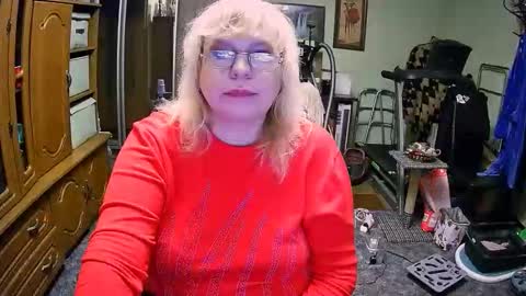 Snapshot of beverlyqcynia chatting on October 2025 03:52:01 PM BeverlyQCynia online show from October 2025 03:52:01 PM