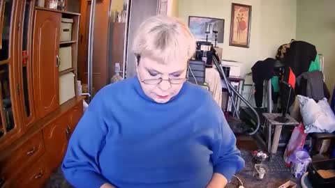 Snapshot of beverlyqcynia chatting on November 2025 11:07:01 AM BeverlyQCynia online show from November 2025 11:07:01 AM