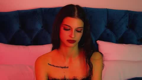 Beverly online show from September 2025 06:19:01 PM