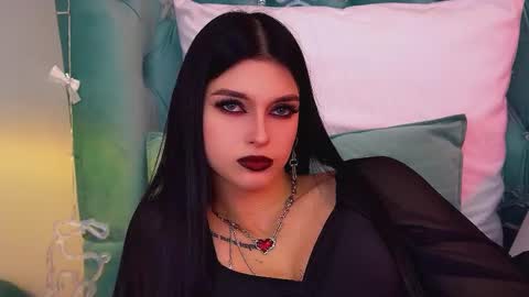 Beverly online show from December 2025 07:26:02 AM