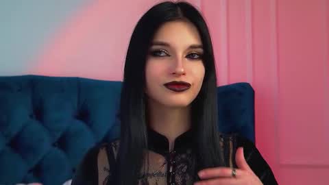 Beverly online show from March 2026 07:39:01 PM