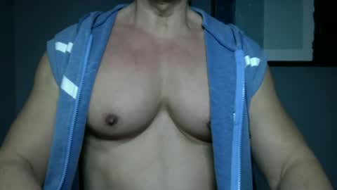 BGDKMUSCLEGUY - SELECTED BY CHATURBATE AS A TOP BROADCASTER FOR 2023 online show from December 2024 12:22:01 AM
