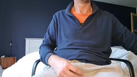 My name is David and if you like public exhibitions you wont be disappointed with me LoL - My favorite vibes is 44  online show from December 2024 09:44:01 AM