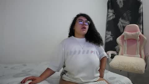 Bianca Tuesday to Sunday from 2am to 6am UTC-5 online show from September 2025 09:54:01 AM