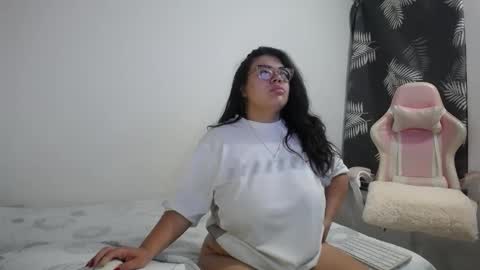 Bianca Tuesday to Sunday from 2am to 6am UTC-5 online show from October 2025 09:15:01 AM