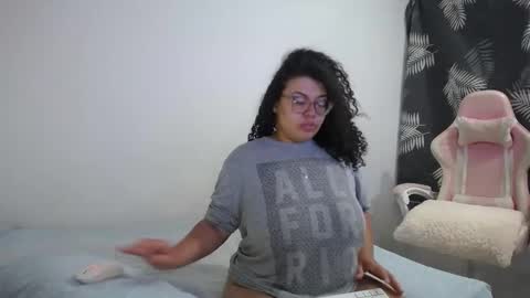 Bianca Tuesday to Sunday from 2am to 6am UTC-5 online show from October 2025 12:47:01 AM