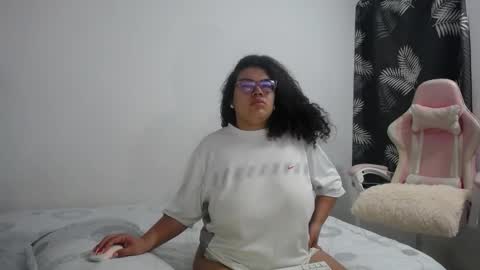 Bianca Tuesday to Sunday from 2am to 6am UTC-5 online show from February 2026 09:27:01 AM